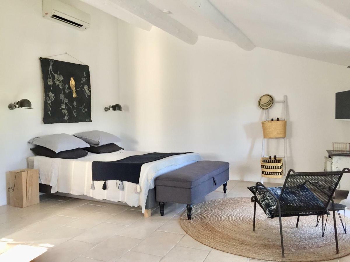 Suite Sur La Sorgue LʼIsle-sur-la-Sorgue Εξωτερικό φωτογραφία